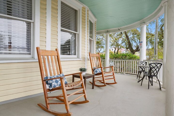 Rental unit in Charleston, US