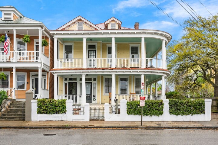 Rental unit in Charleston, US