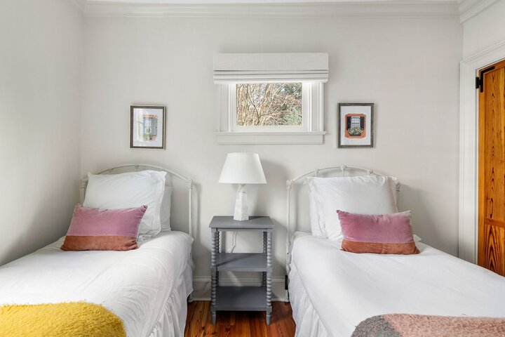 Home in Charleston, US