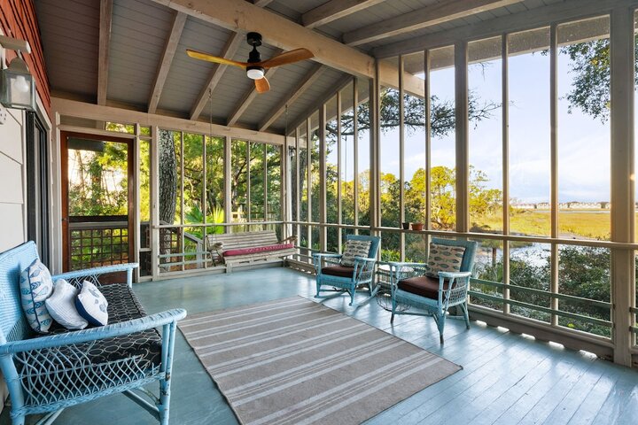 Home in Folly Beach, US