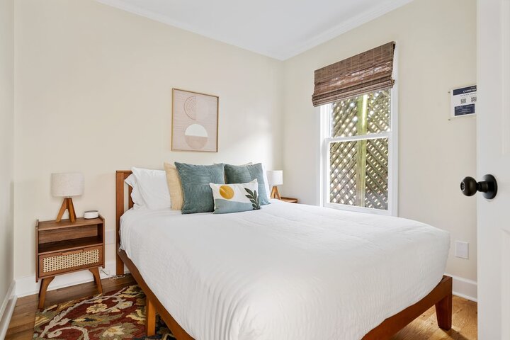 Rental unit in Charleston, US