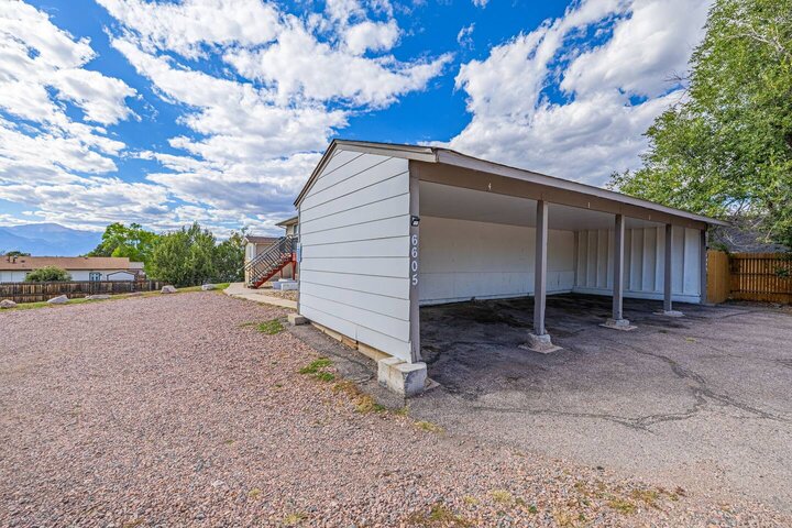 Apartment in Colorado Springs, US