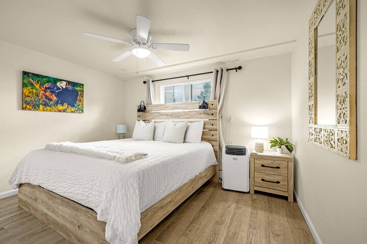 Apartment in Colorado Springs, US