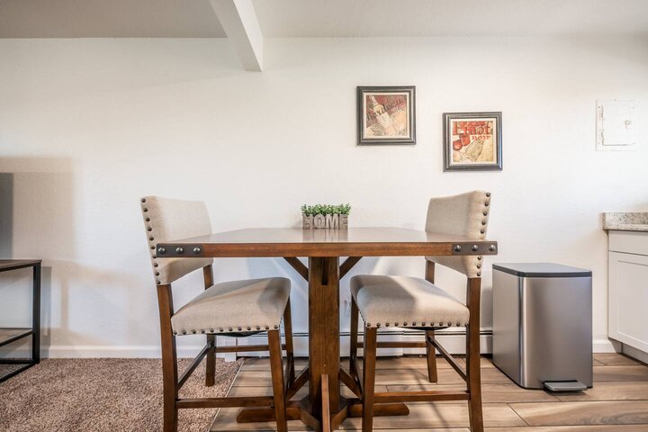 Apartment in Colorado Springs, US