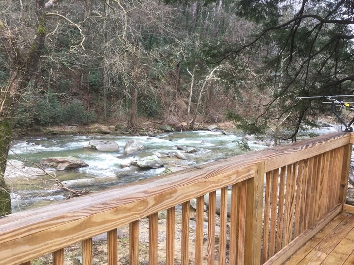 Cabin in Hendersonville, US