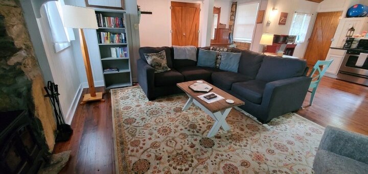 Cabin in Hendersonville, US