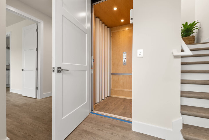 Townhouse in Largo, US