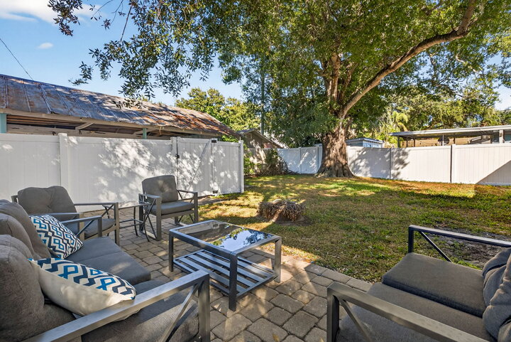 Bungalow in Tampa, US