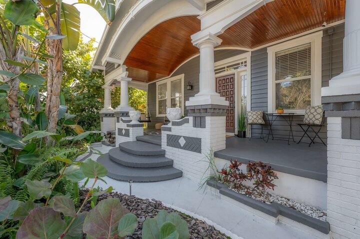 Bungalow in Tampa, US