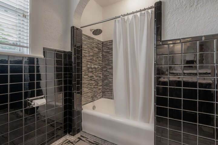 Bungalow in Tampa, US