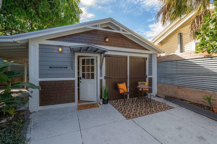 Bungalow in Tampa, US