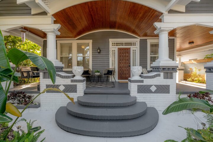 Bungalow in Tampa, US