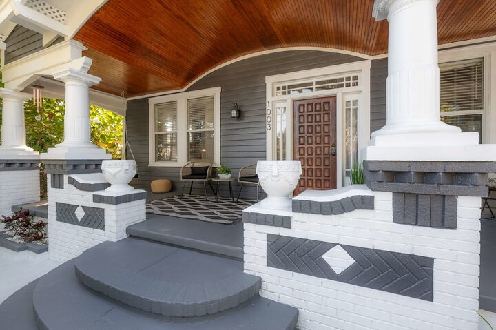 Bungalow in Tampa, US