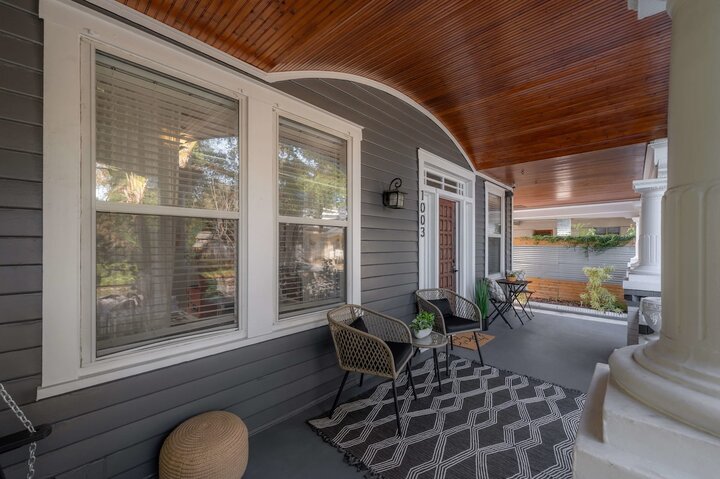 Bungalow in Tampa, US