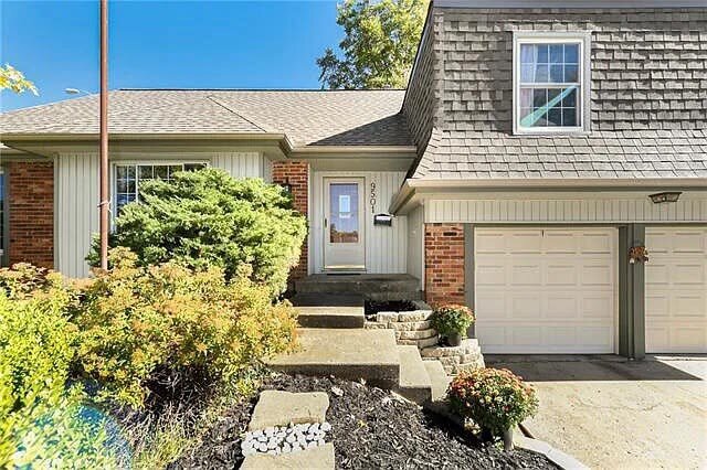 House in Overland Park, US