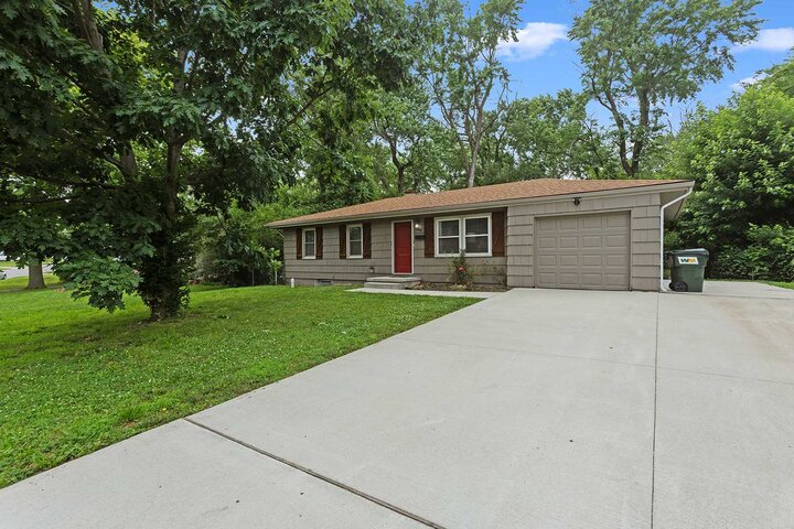 House in Lee's Summit, US