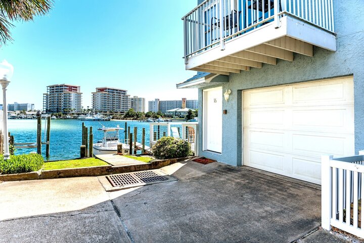 Condominium in Destin, US