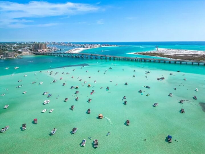 Condominium in Destin, US
