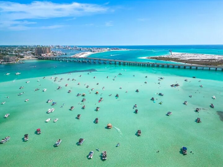 Condominium in Destin, US