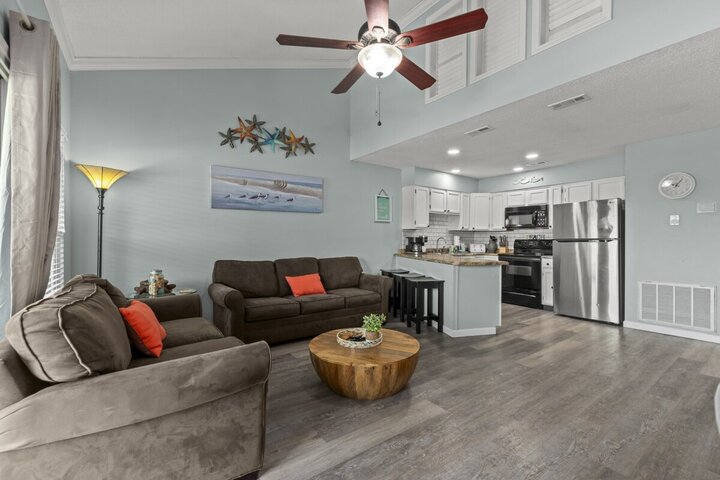 Condominium in Miramar Beach, US