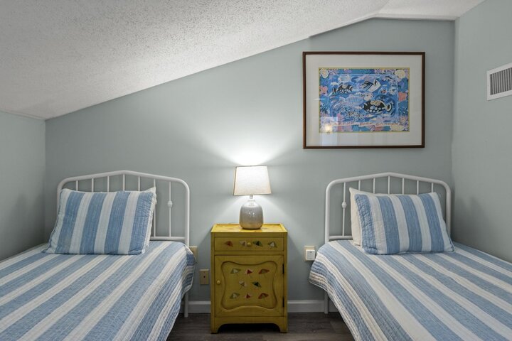 Condominium in Miramar Beach, US