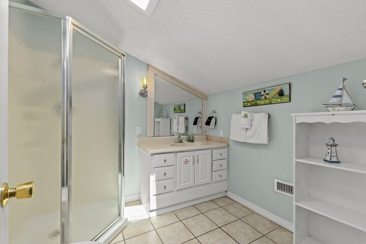 Condominium in Miramar Beach, US