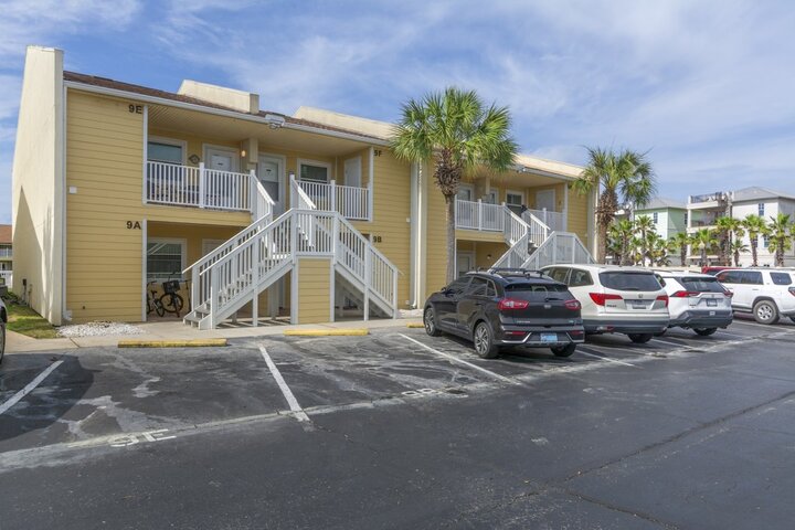 Condominium in Miramar Beach, US