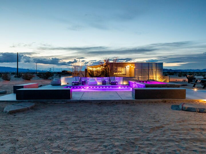 Home in Twentynine Palms, US