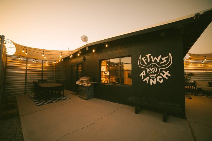 Home in Twentynine Palms, US