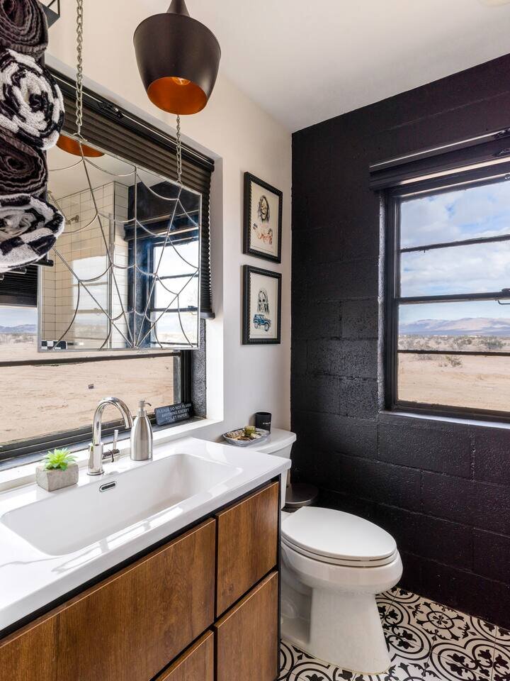 Home in Twentynine Palms, US