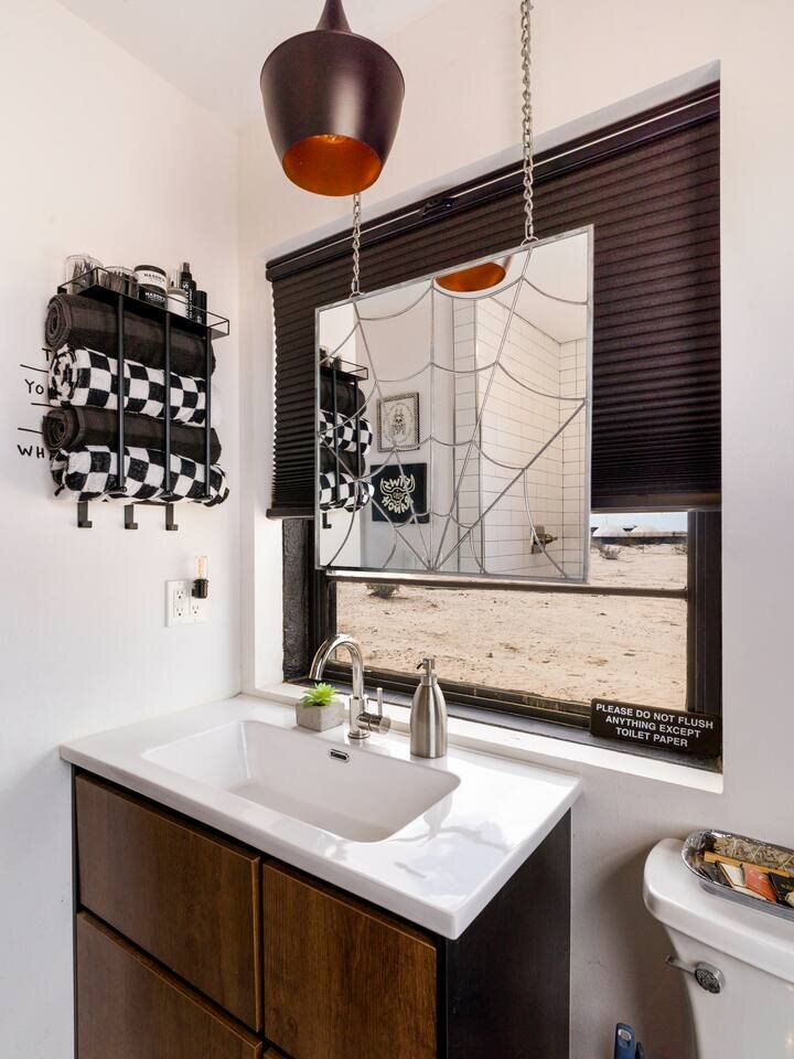 Home in Twentynine Palms, US