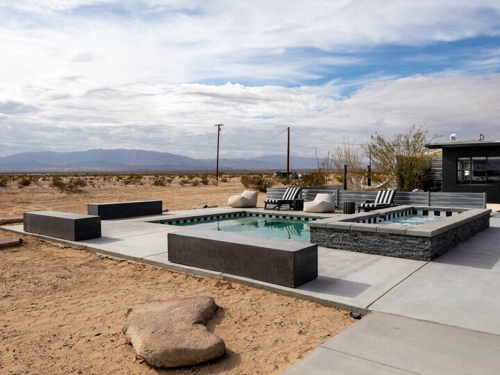 Home in Twentynine Palms, US