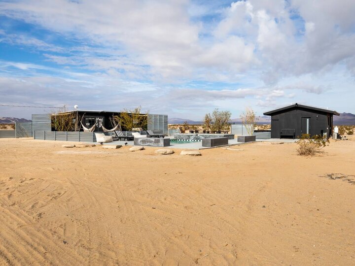 Home in Twentynine Palms, US