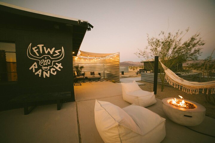 Home in Twentynine Palms, US