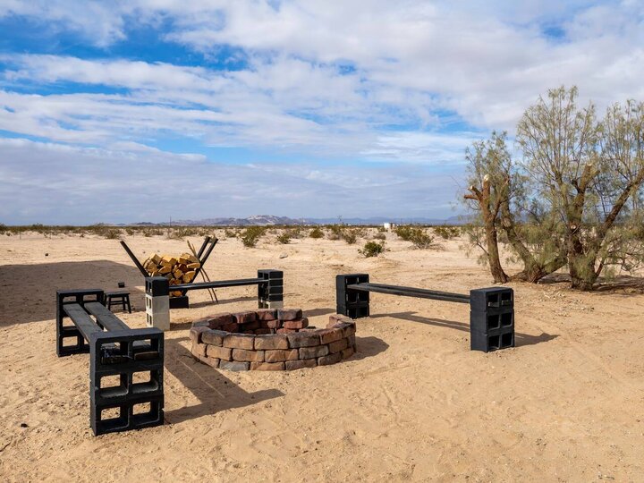 Home in Twentynine Palms, US