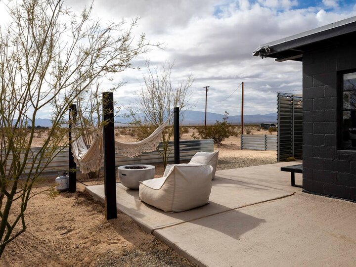 Home in Twentynine Palms, US