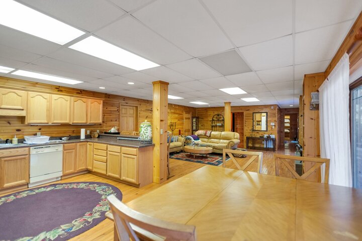 House in Newland, US