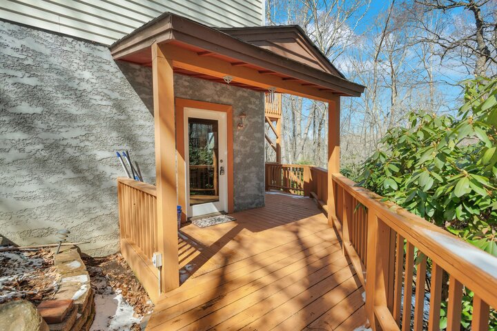 House in Newland, US