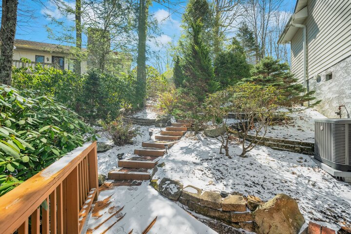 House in Newland, US