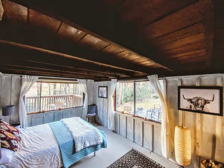 House in Burnsville, US