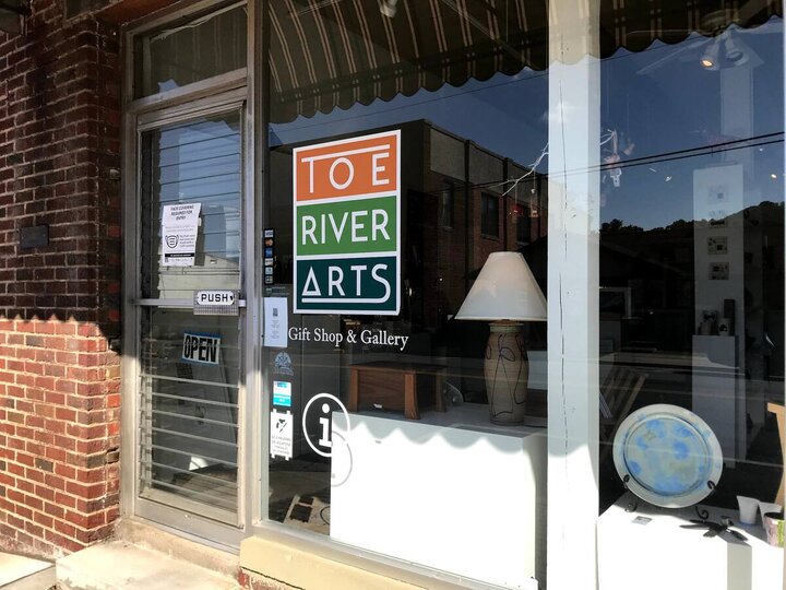 House in Burnsville, US