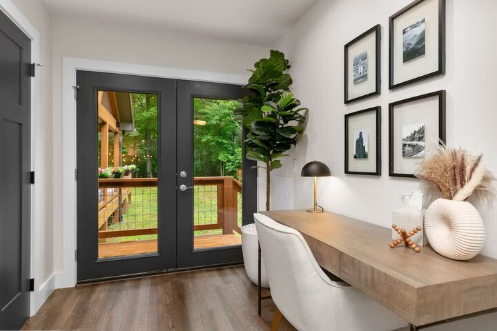 House in Asheville, US