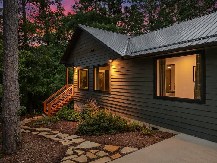 House in Asheville, US