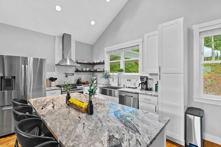 House in Swannanoa, US