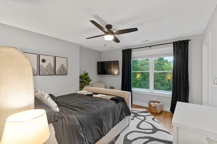 House in Swannanoa, US