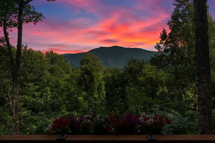 House in Swannanoa, US