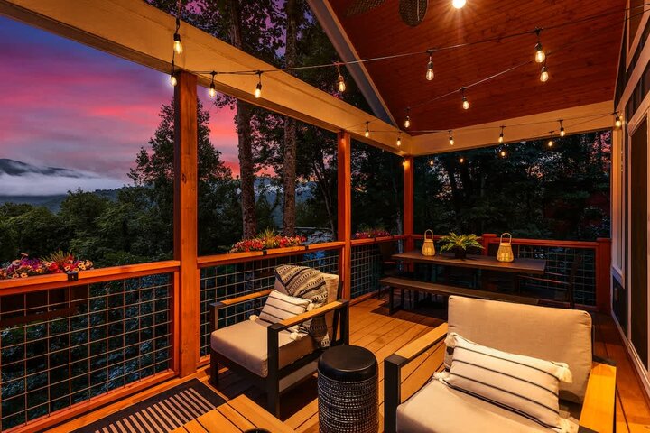 House in Swannanoa, US