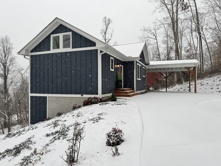 House in Swannanoa, US