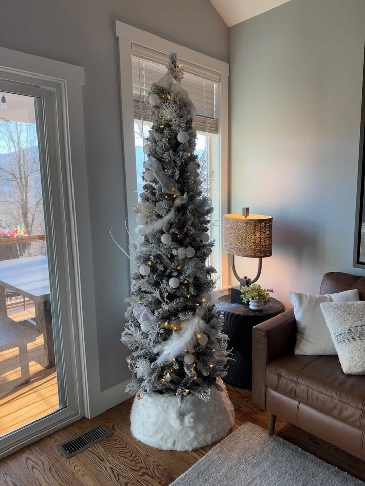 House in Swannanoa, US