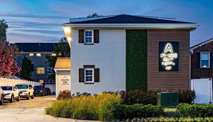 Loft in Virginia Beach, US